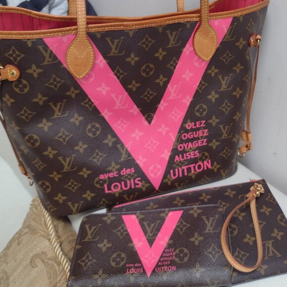 💯% Authentic Louis Vuitton Pink V Line Full Inclusion PLUS ZIPPY WALLET💗 - Picture 3 of 16